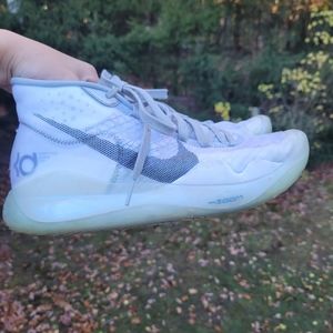 NIKE ZOOM KD 'WOLF GREY'